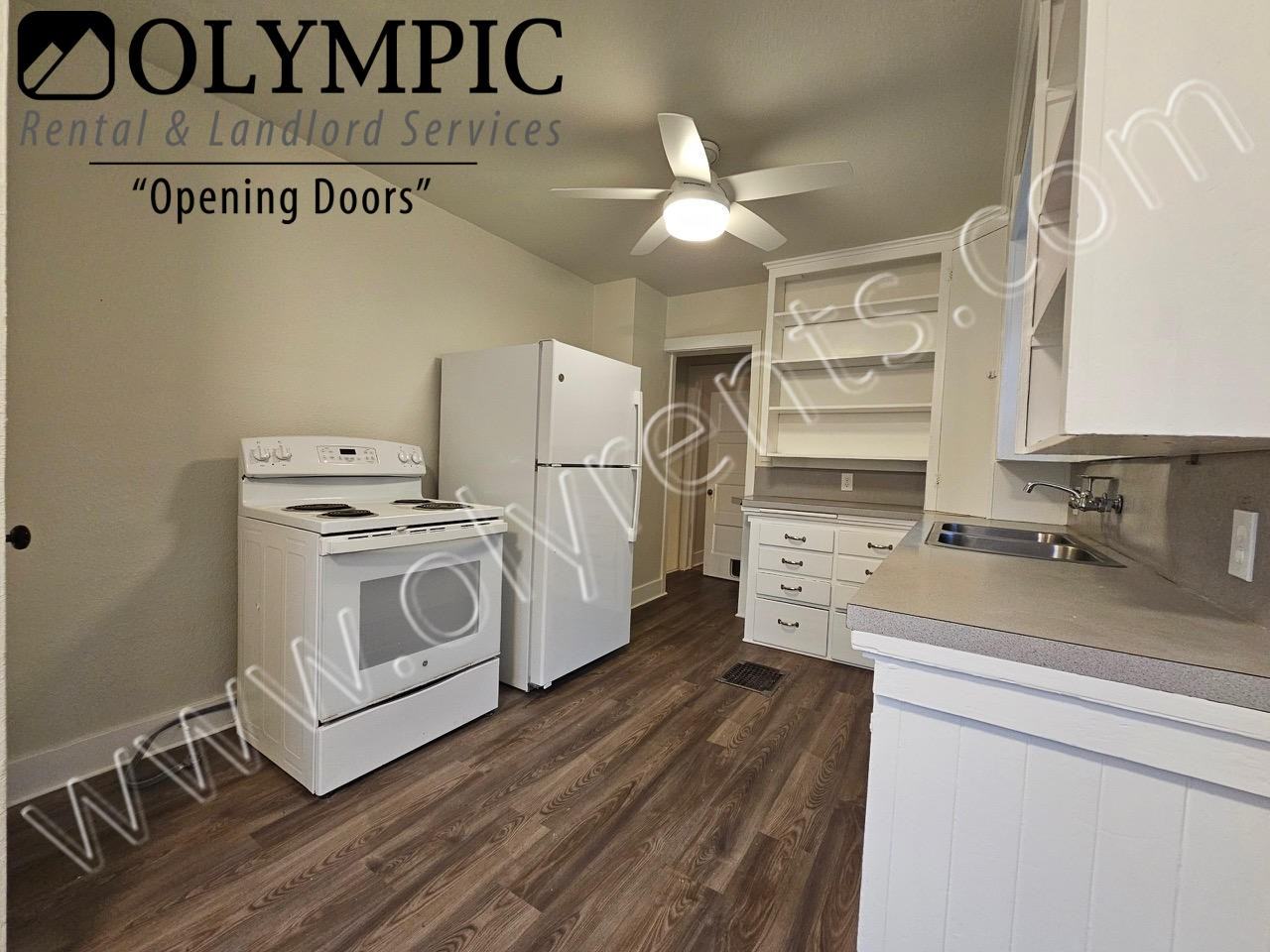 1611 Capitol Way S - Photo 5 of 13