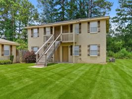 featured image of 101 Lexington Dr