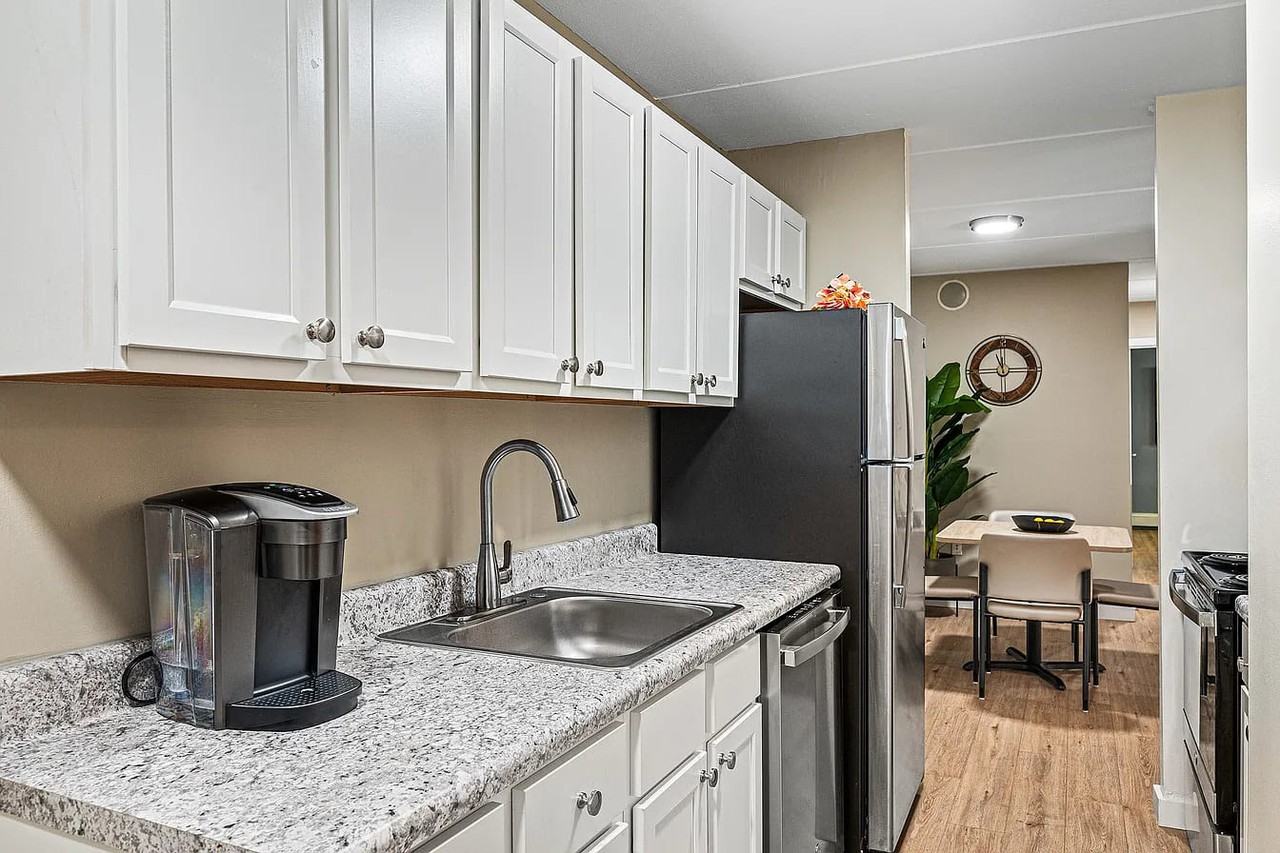 21 Villas Dr - Photo 2 of 24