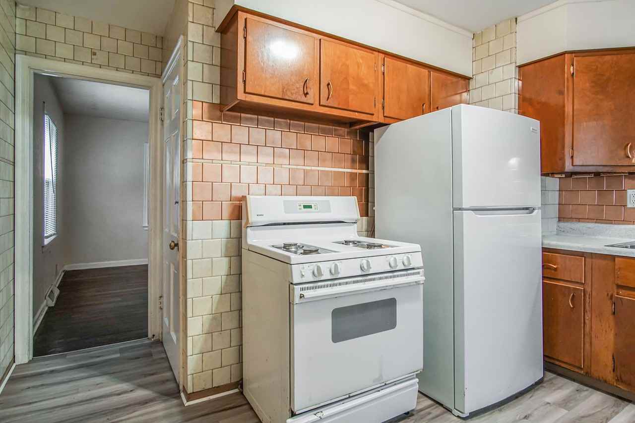 2013 Elwood Avenue - Photo 5 of 17