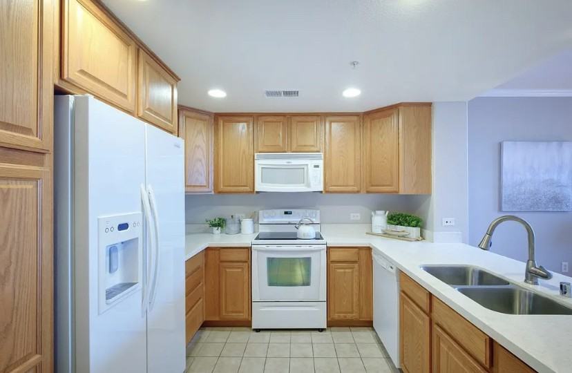 700 S Abel St - Photo 5 of 12