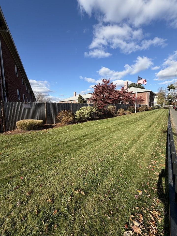 Gardner St #1-11 - Photo 7 of 7