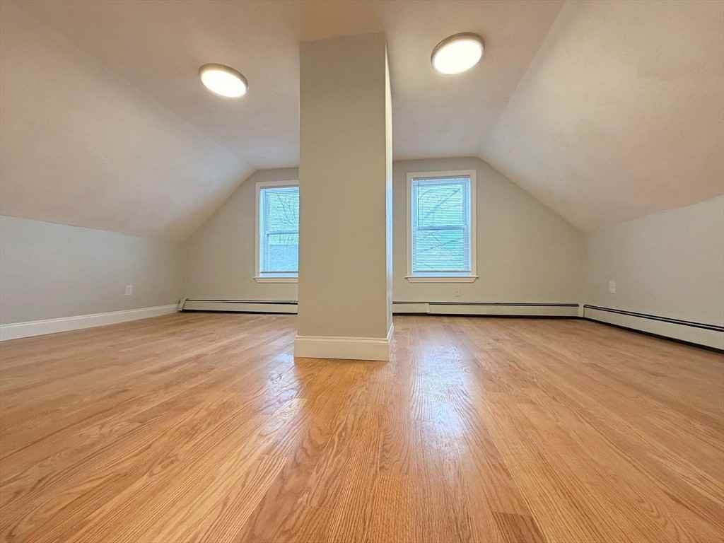 44 Franklin St - Photo 7 of 9