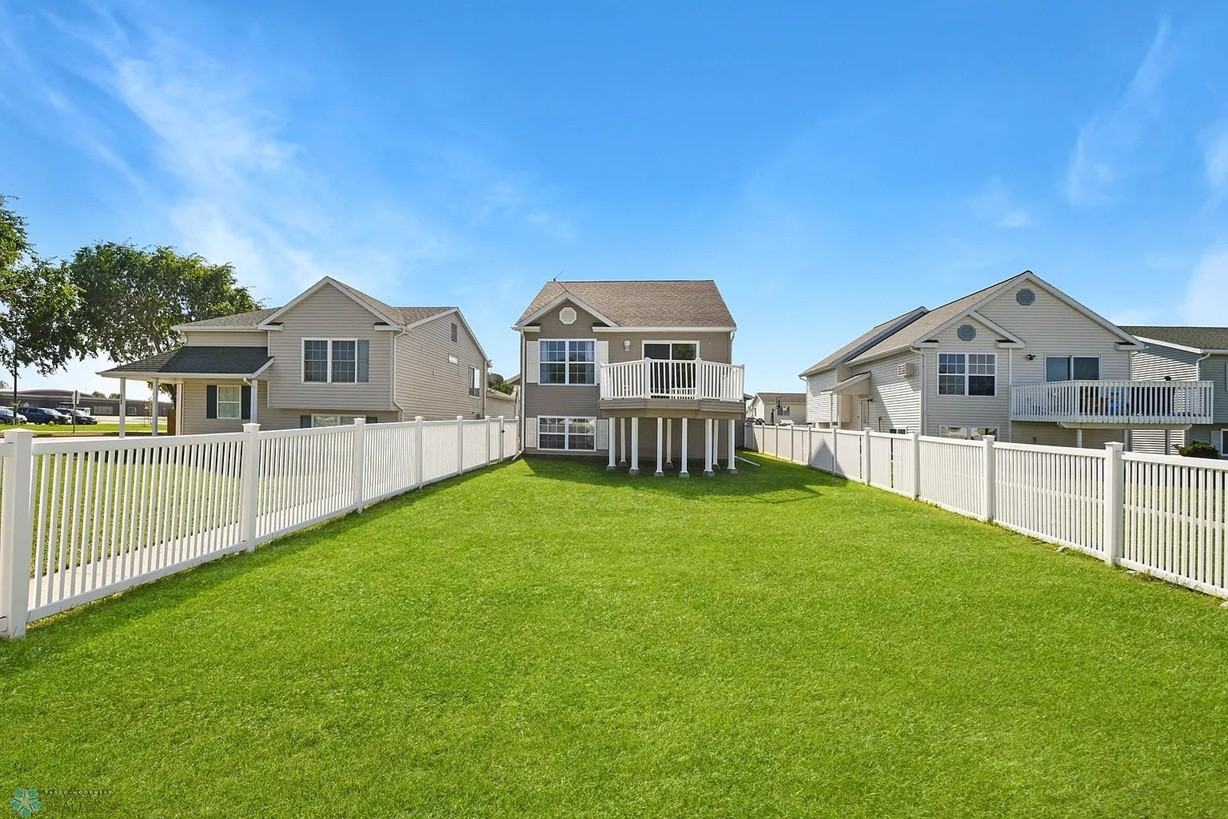 2124 58th Avenue South #NA - Photo 2 of 14