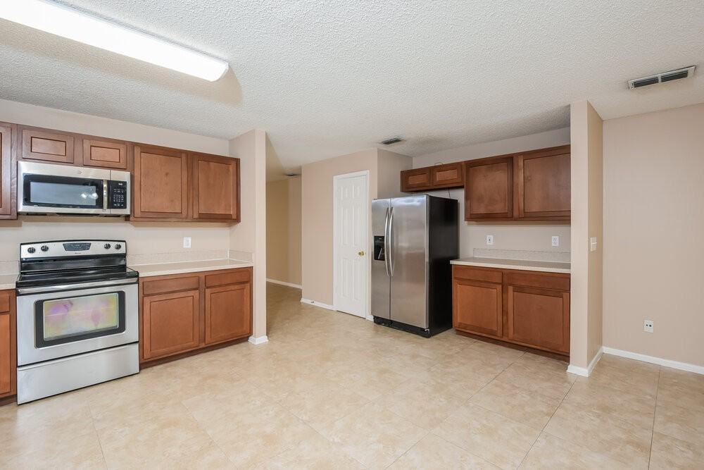 3072 Natoma Way - Photo 4 of 16