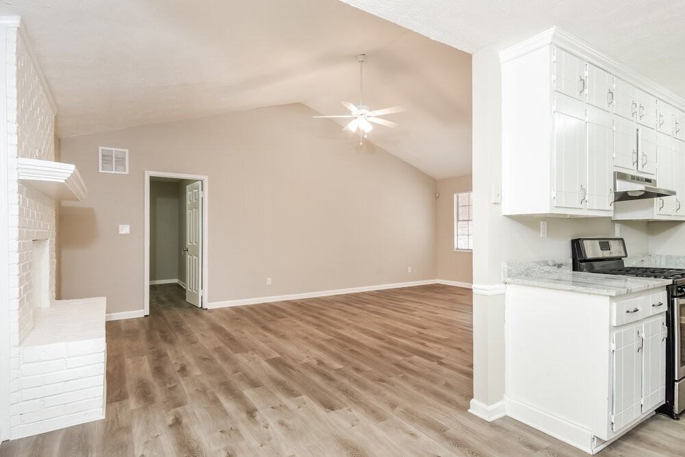 6378 Valley Brook Drive - Photo 6 of 16