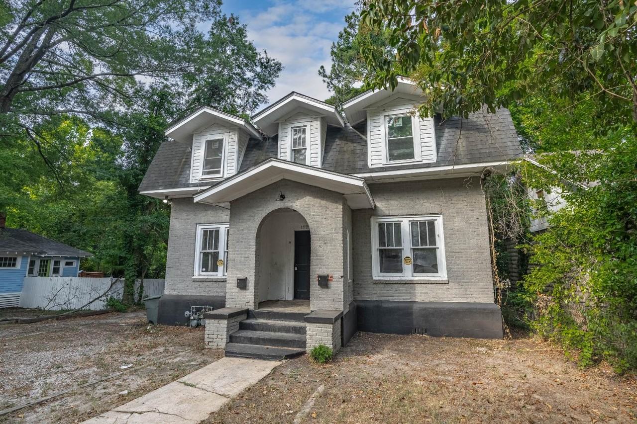 1522 Columbia College Drive - Photo 4 of 10