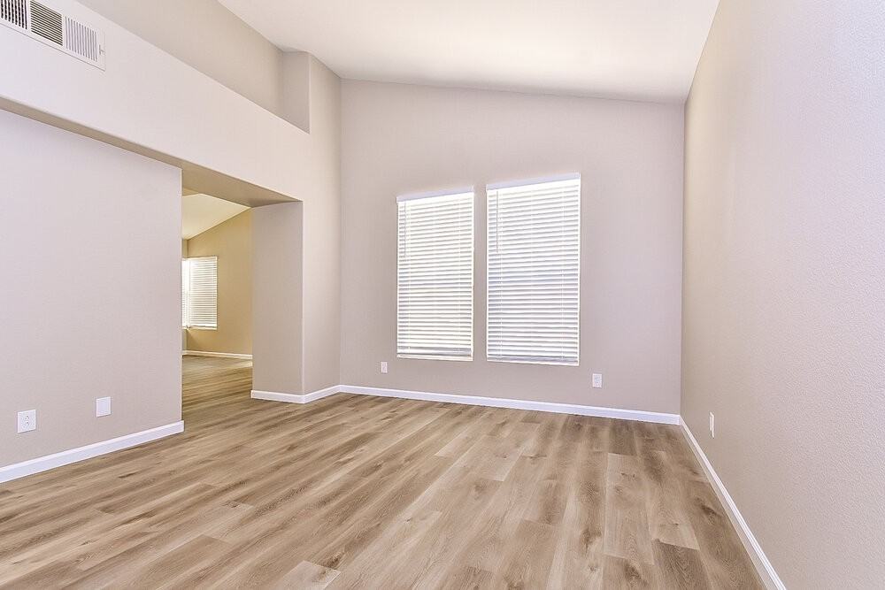 7908 Mt Shasta Cir - Photo 6 of 17