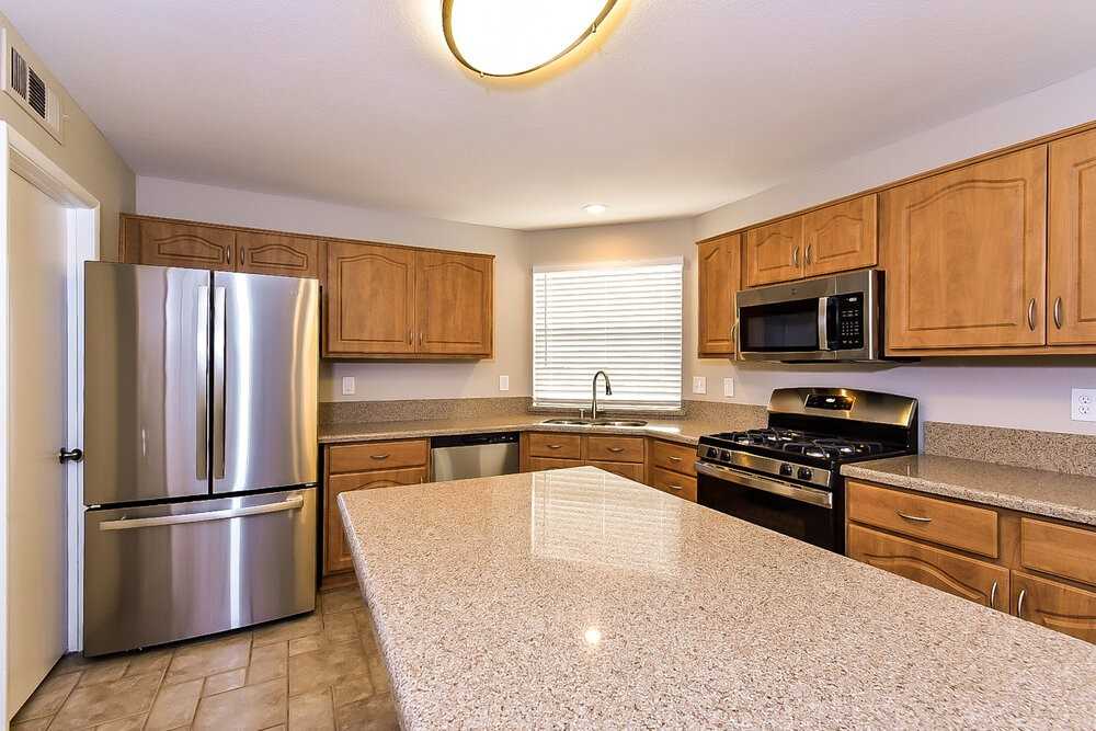 7908 Mt Shasta Cir - Photo 7 of 17