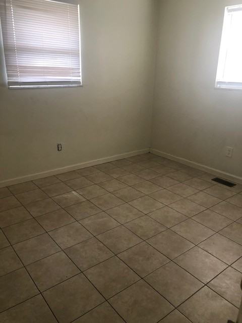 1818 Suman Ave #C - Photo 3 of 6