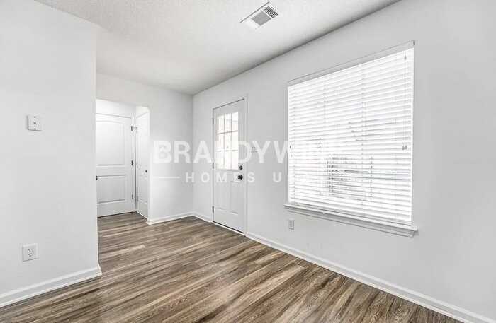 10242 Eveninghill Dr - Photo 7 of 25