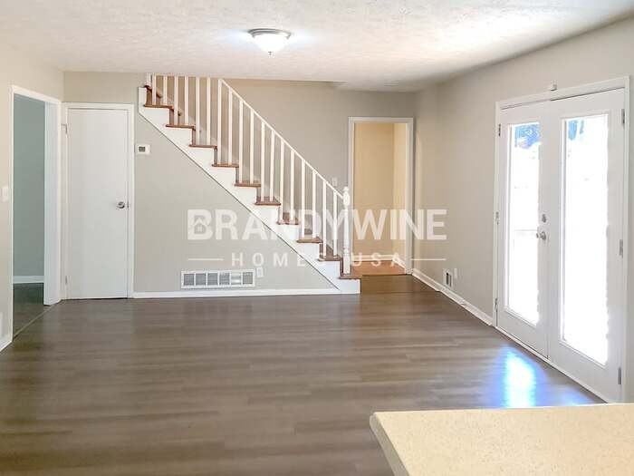 5257 Norman Blvd - Photo 3 of 21