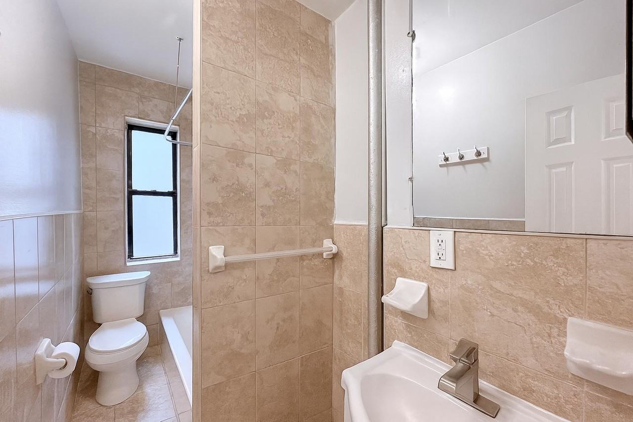541 W 156th St #3 - Photo 6 of 10