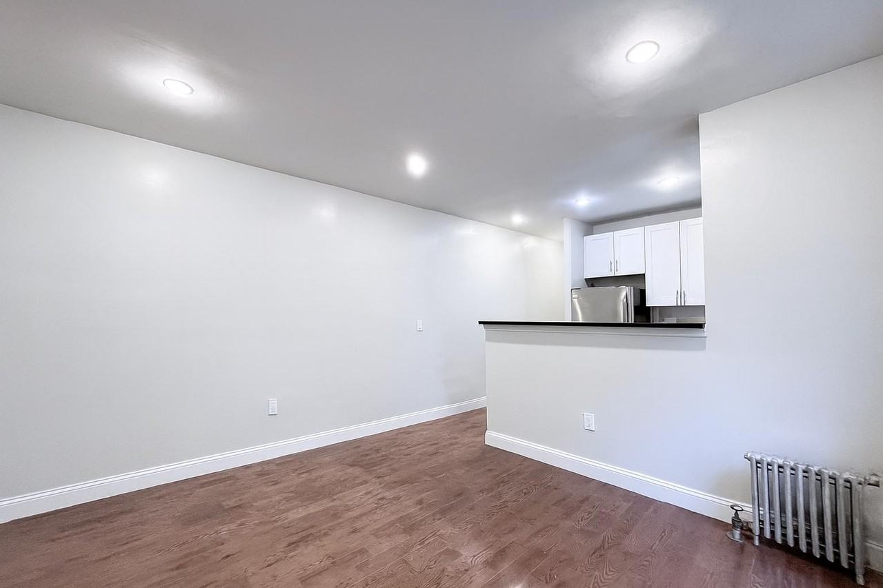 541 W 156th St #3 - Photo 7 of 10