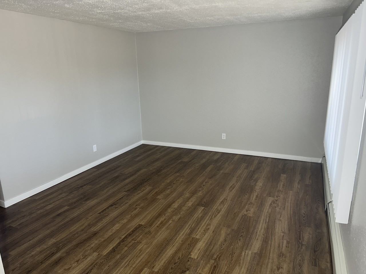 South Larch Avenue - Photo 5 of 35