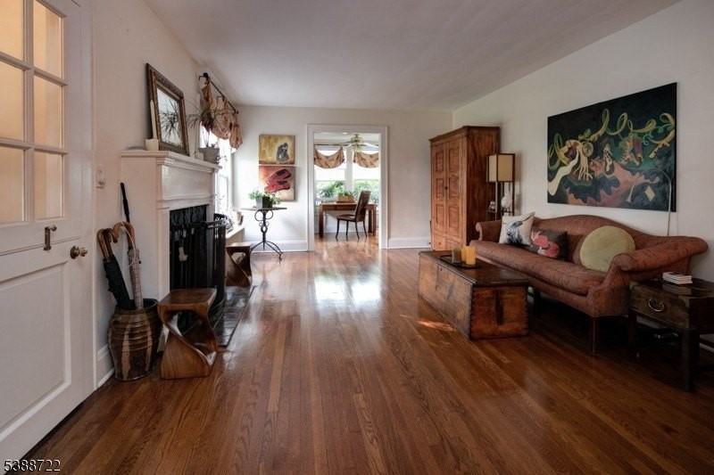 10 Valley View Ave - Photo 3 of 26