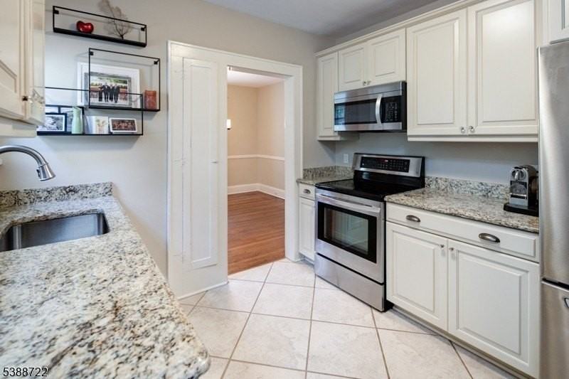 10 Valley View Ave - Photo 7 of 26