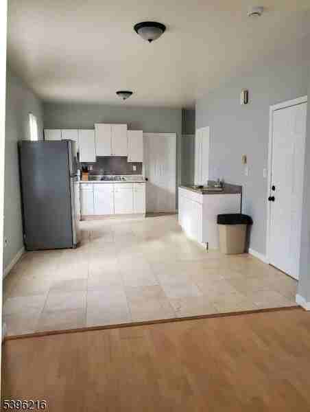 399 Grace Ave Apt 1 - Photo 6 of 13