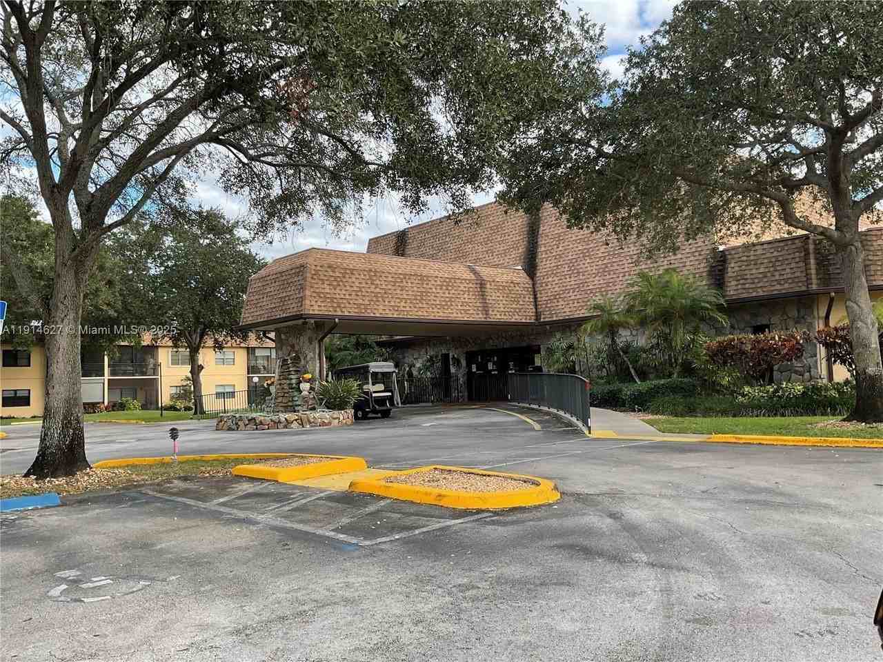 251 Berkley Rd #307 - Photo 2 of 25