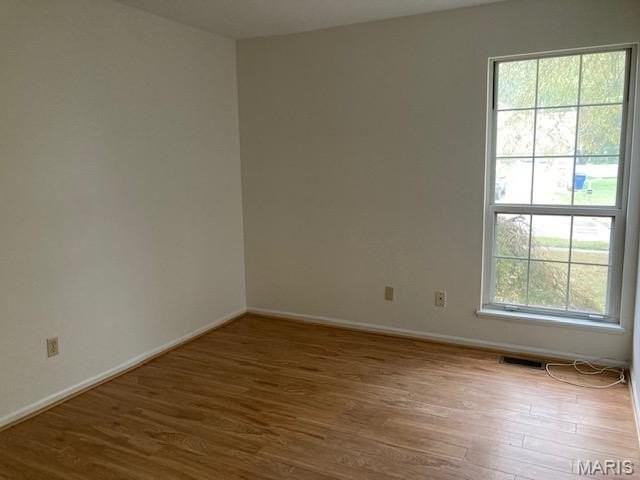 1661 Cobblestone Creek Dr - Photo 7 of 12