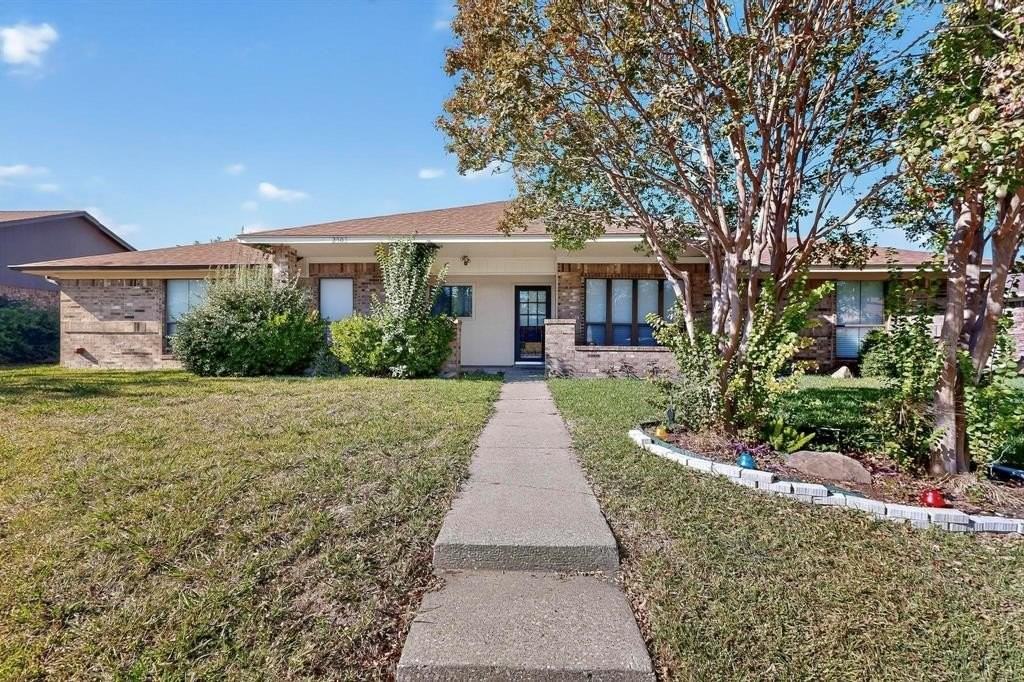 2305 Jamie Dr - Photo 2 of 33