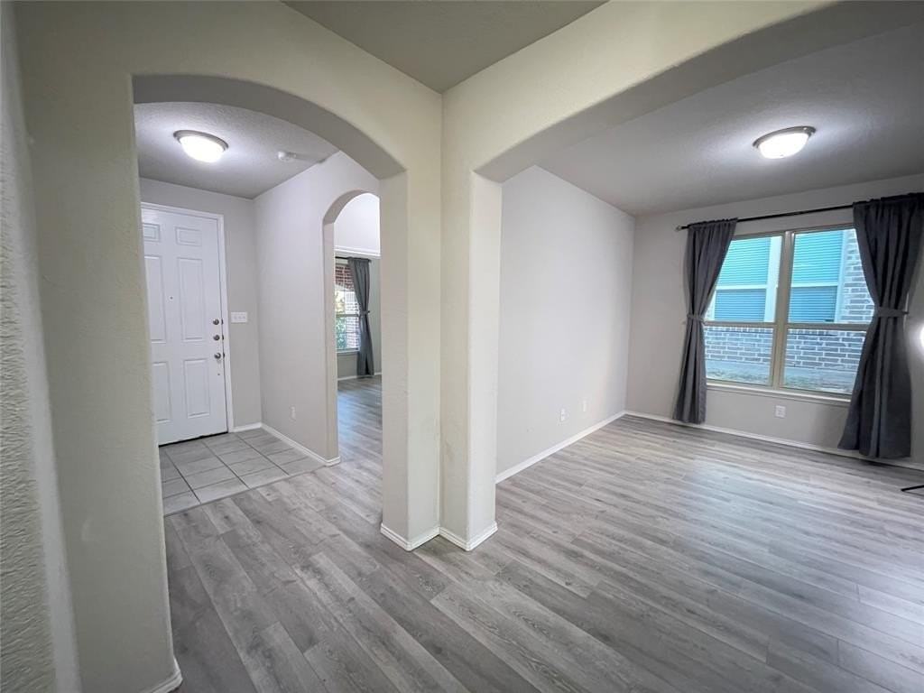 1724 Lone Lynx Way - Photo 7 of 32