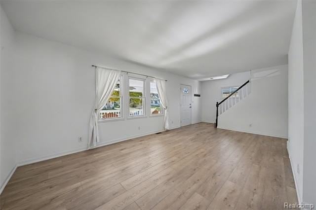 2330 Rosemont Rd - Photo 6 of 29