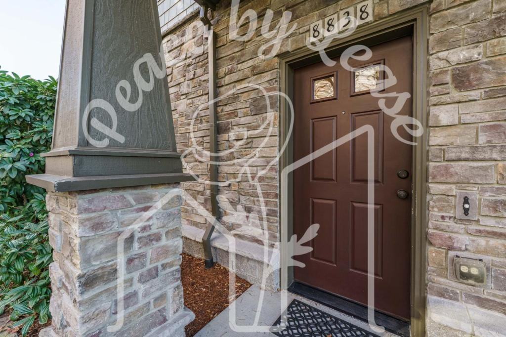 8838 Northeast Brentford Way - Photo 4 of 37