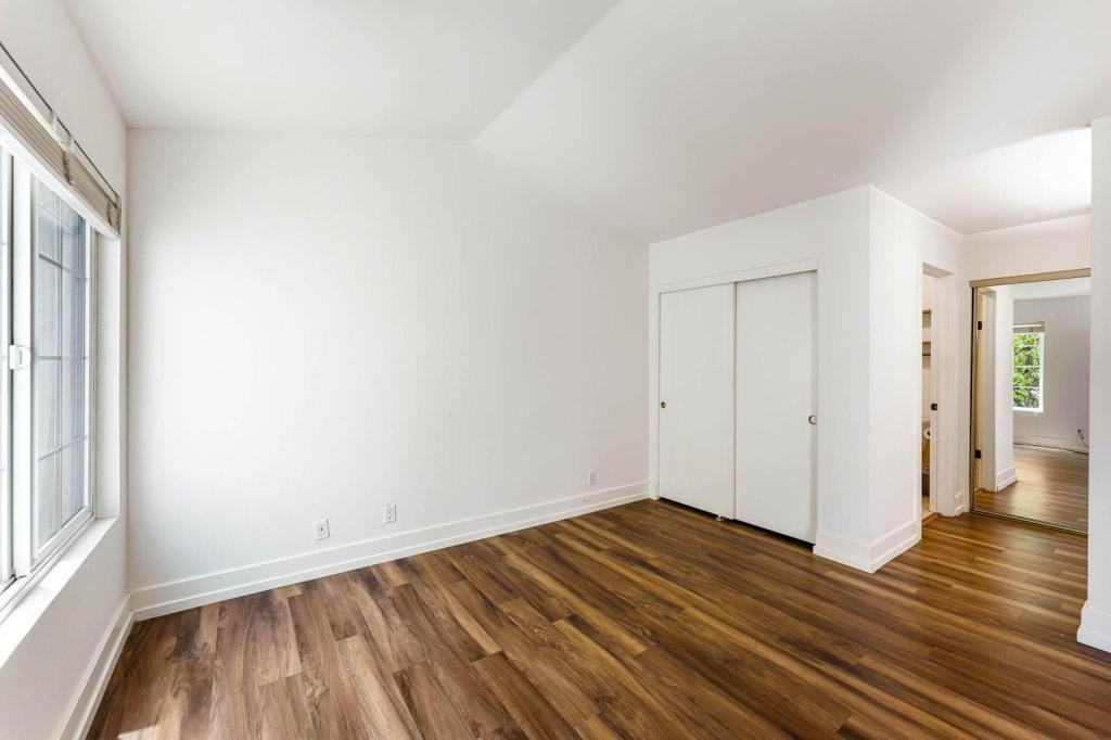 1240 Franciscan Ct ##6 - Photo 7 of 13
