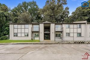 featured image of 235 Vinewood Rd