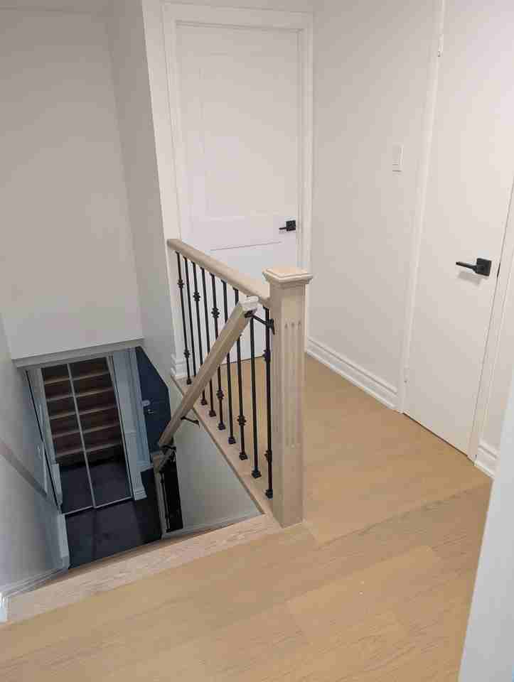 Greenhills Square & Grasspoint Square - Photo 4 of 8