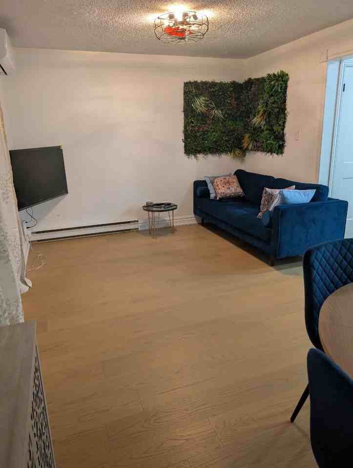 Greenhills Square & Grasspoint Square - Photo 6 of 8