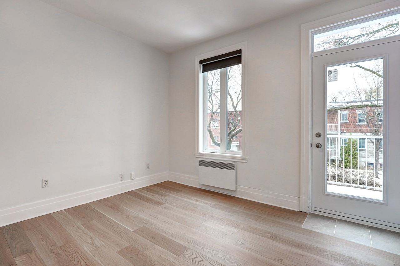 2072 Rue Connaught - Photo 7 of 11