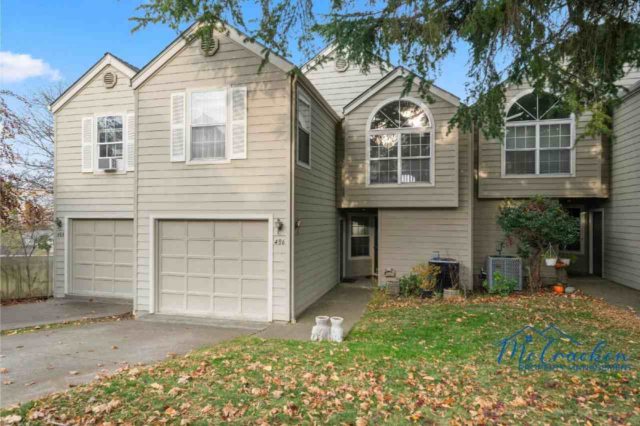 486 Lori Ln - Photo 2 of 29