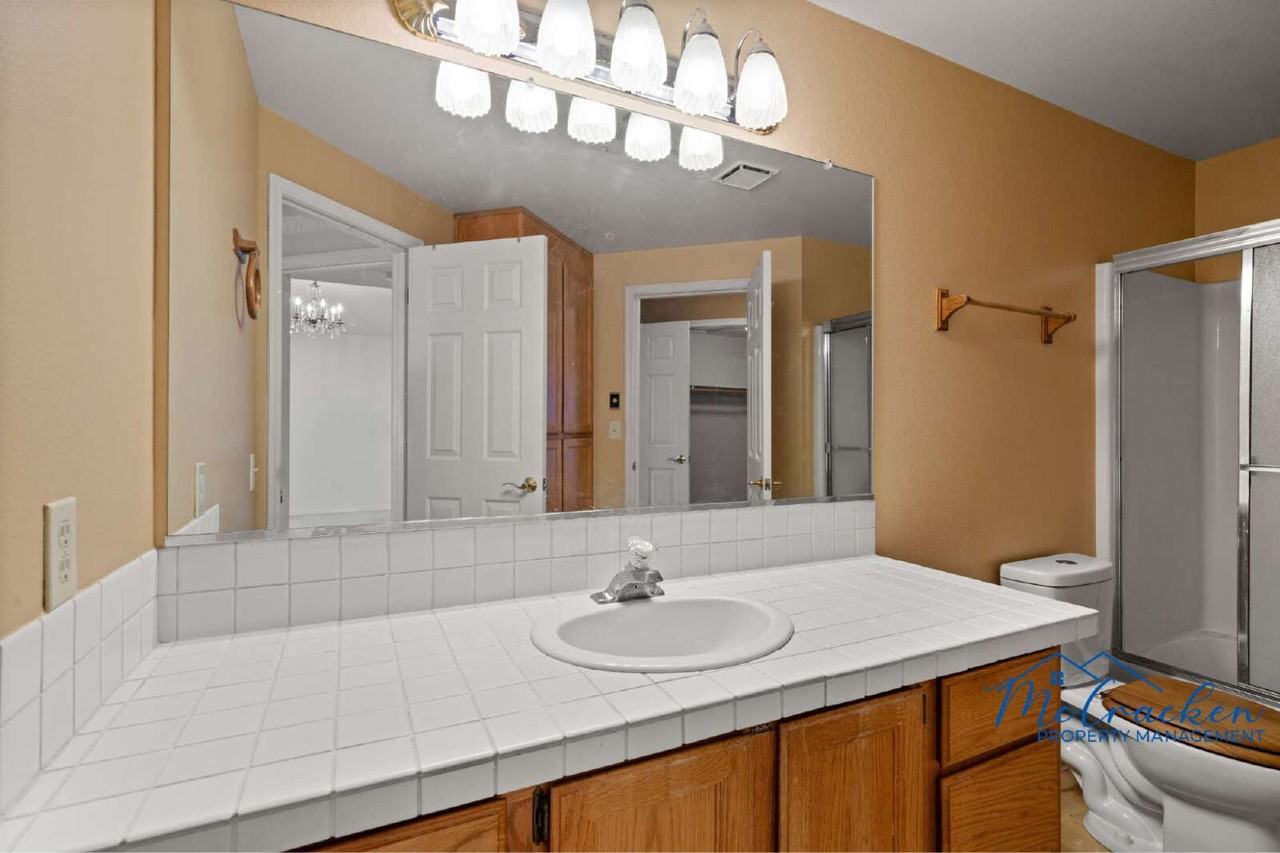 486 Lori Ln - Photo 3 of 29