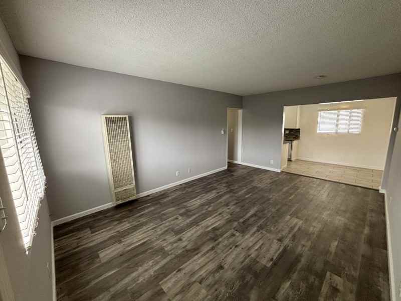 3313 Artesia Blvd - Photo 2 of 10