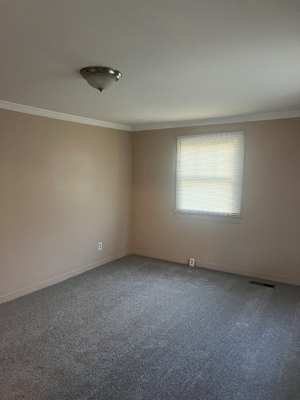 3315 Torbett St - Photo 5 of 18