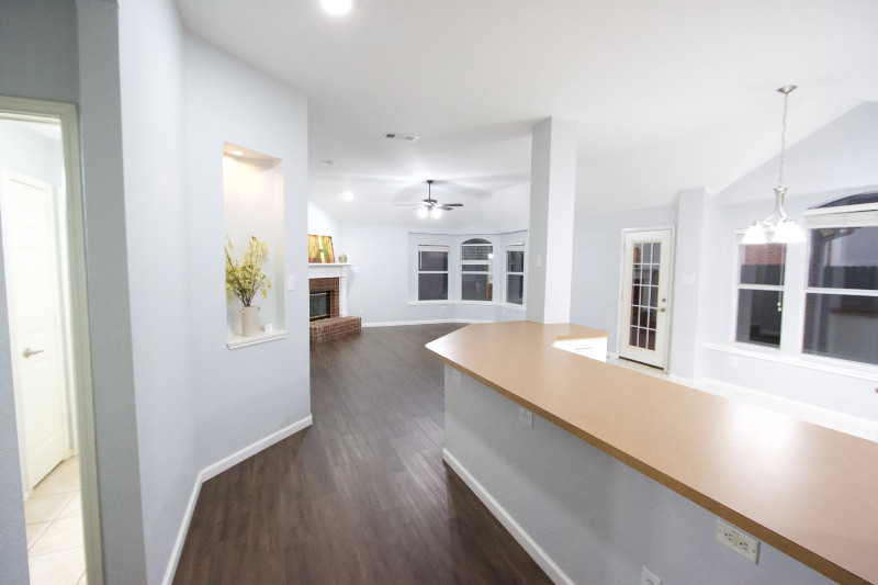 3605 Villanova Drive - Photo 3 of 17