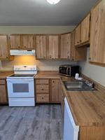 featured image of 328 Park Ave #8