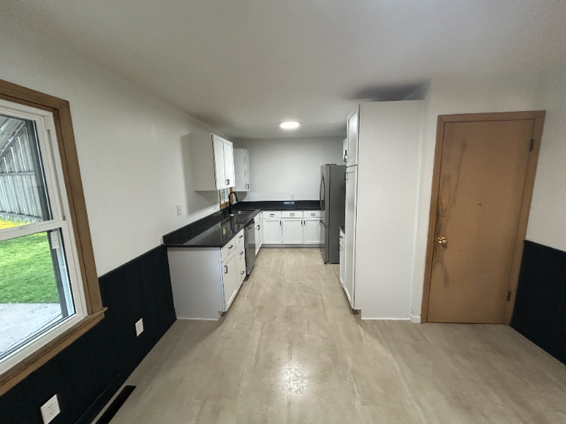 4908 N Cleveland Ave - Photo 2 of 11