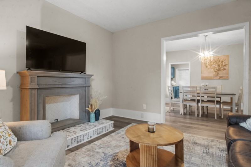 2015 Elliott St - Photo 3 of 10