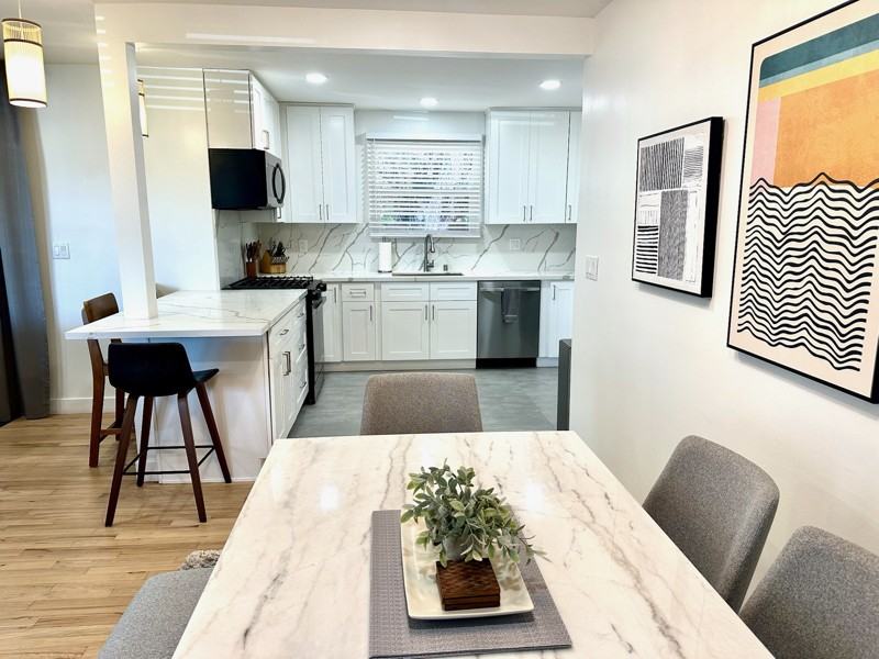 13505 S Wilkie Ave - Photo 6 of 31