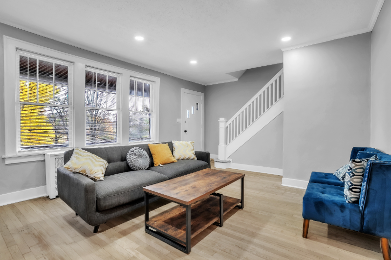 6513 Stanton Ave - Photo 4 of 20