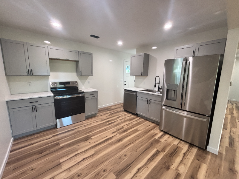 3651 S 9th St - Photo 5 of 16