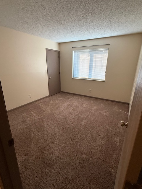 40 Providence Dr - Photo 7 of 12