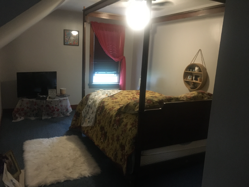 4950 Elm St - Photo 5 of 20