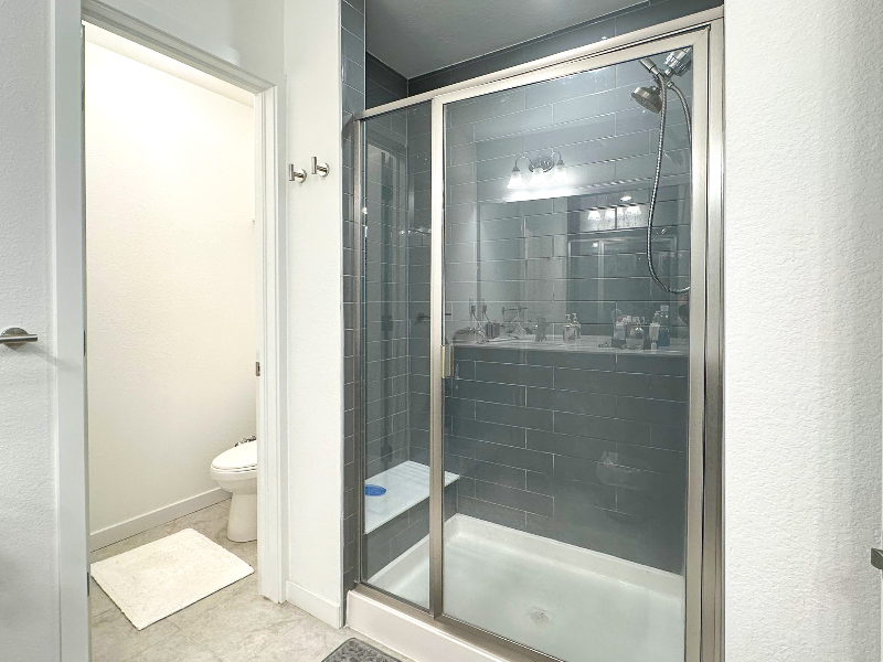 330 Geneva St - Photo 3 of 11