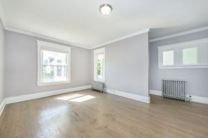 featured image of 233 Glenwood Ave