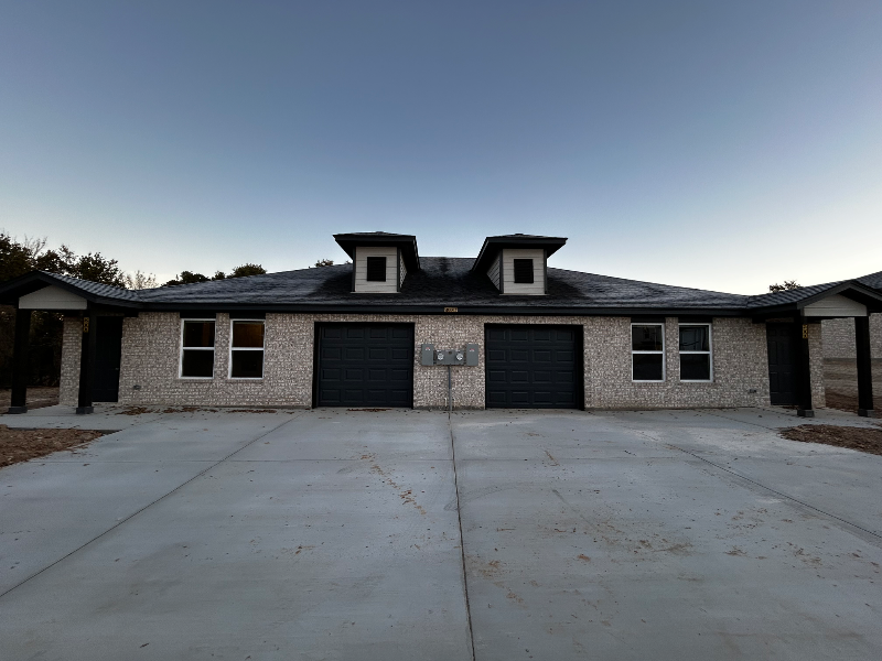 10028 W Hwy #100 - Photo 3 of 16