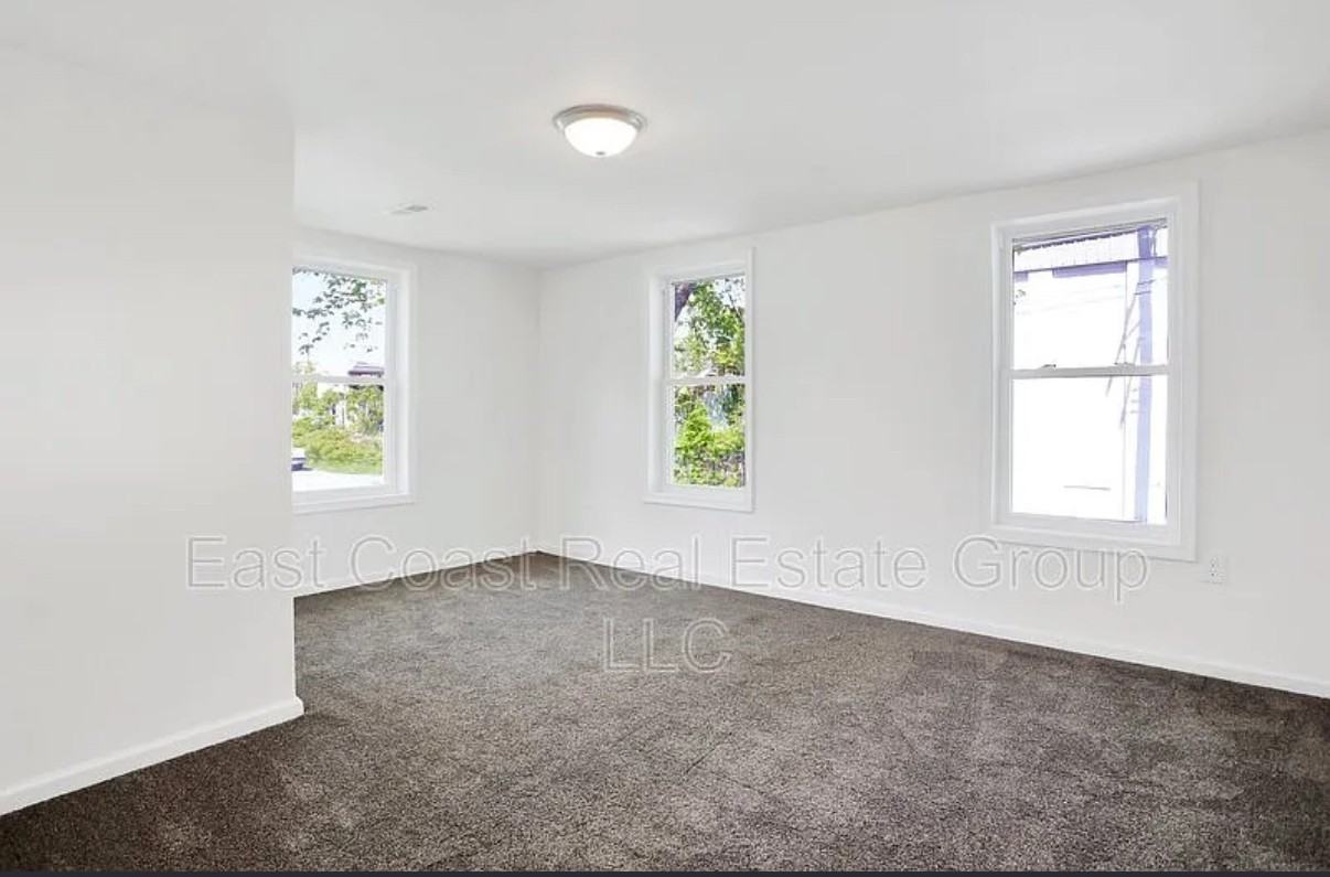 15729 Fenton Ave #NA - Photo 7 of 11